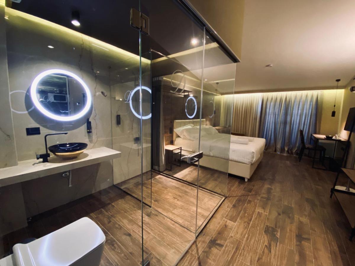 טיראנה Deluxe Rooms In Blloku Area מראה חיצוני תמונה
