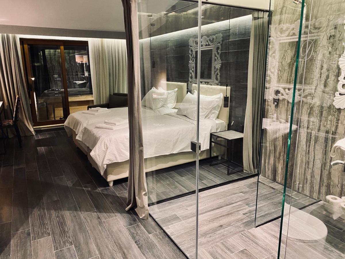 טיראנה Deluxe Rooms In Blloku Area מראה חיצוני תמונה